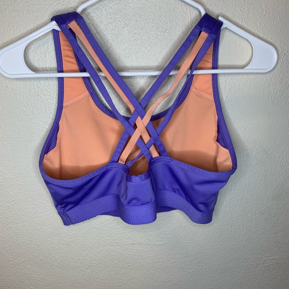 Sports bra - Picture 2 of 2